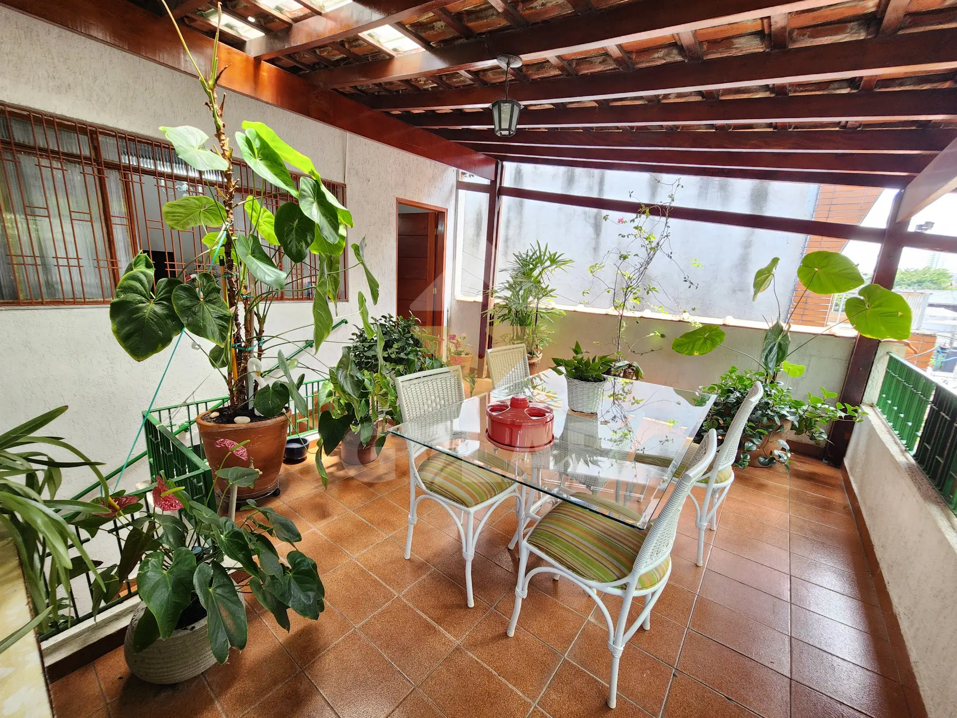 CASA TÉRREA NA MOOCA - ESPAÇOSA E FUNCIONAL